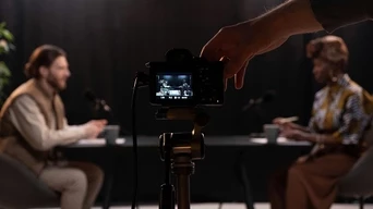 Taller de perfeccionament de locució de productes audiovisuals